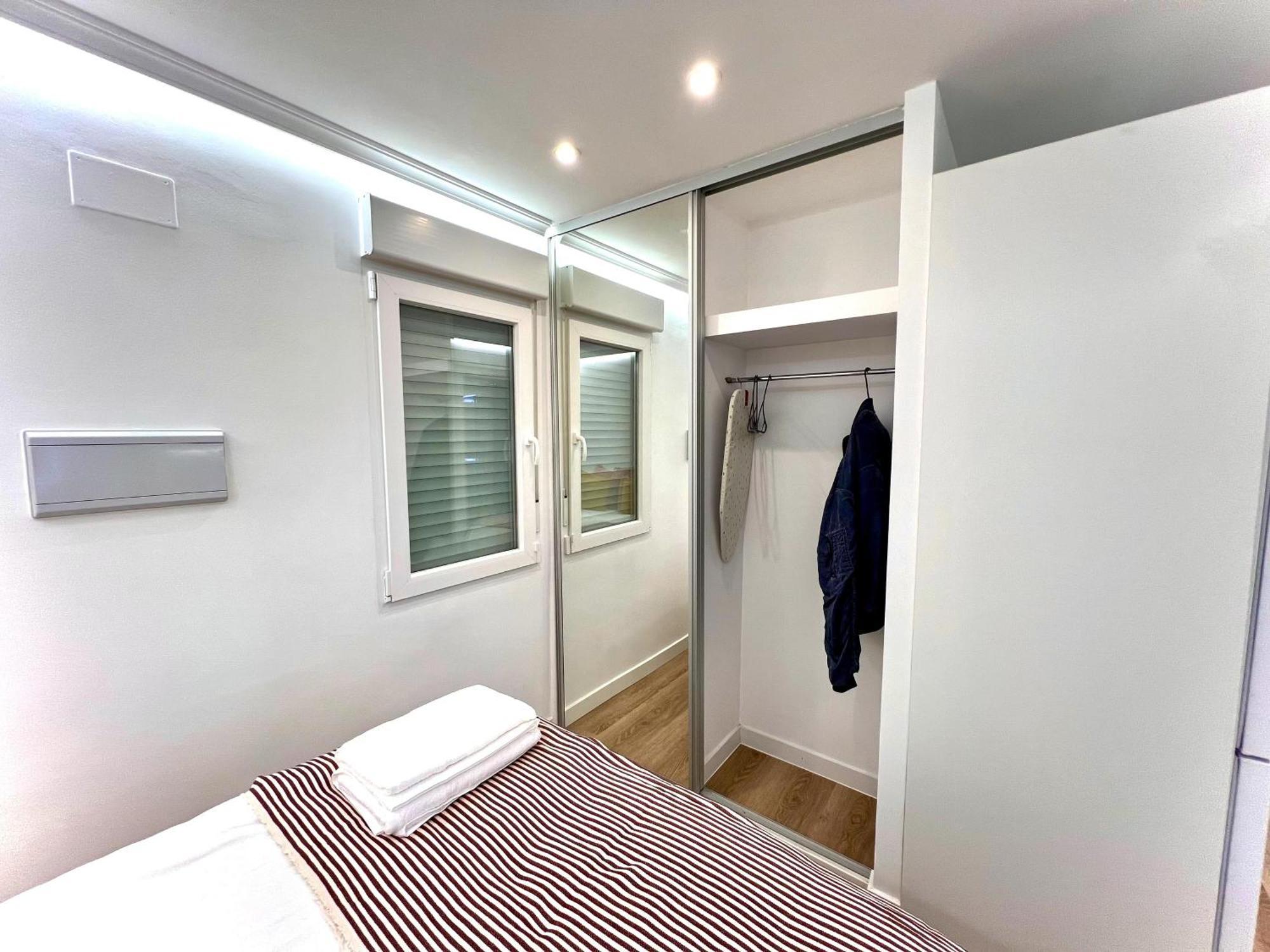 Apartment In The Heart Of Madrid-Piso En Malasana ภายนอก รูปภาพ