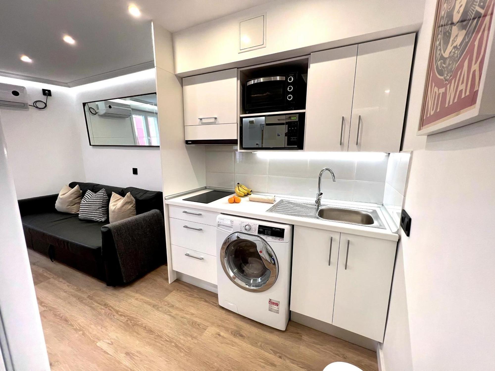 Apartment In The Heart Of Madrid-Piso En Malasana ภายนอก รูปภาพ