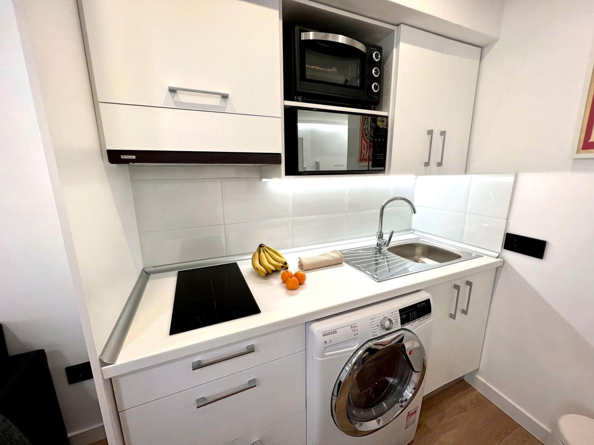 Apartment In The Heart Of Madrid-Piso En Malasana ภายนอก รูปภาพ