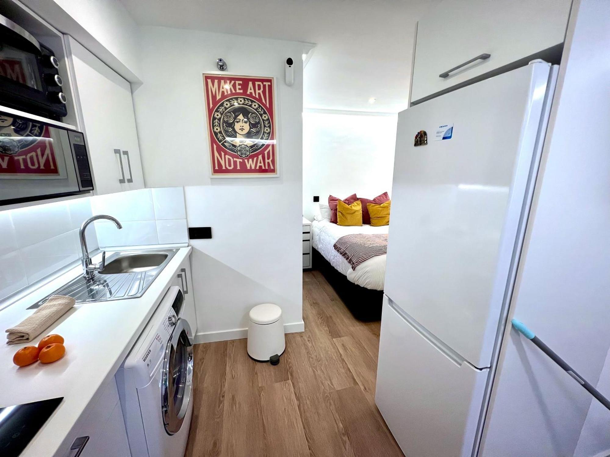 Apartment In The Heart Of Madrid-Piso En Malasana ภายนอก รูปภาพ