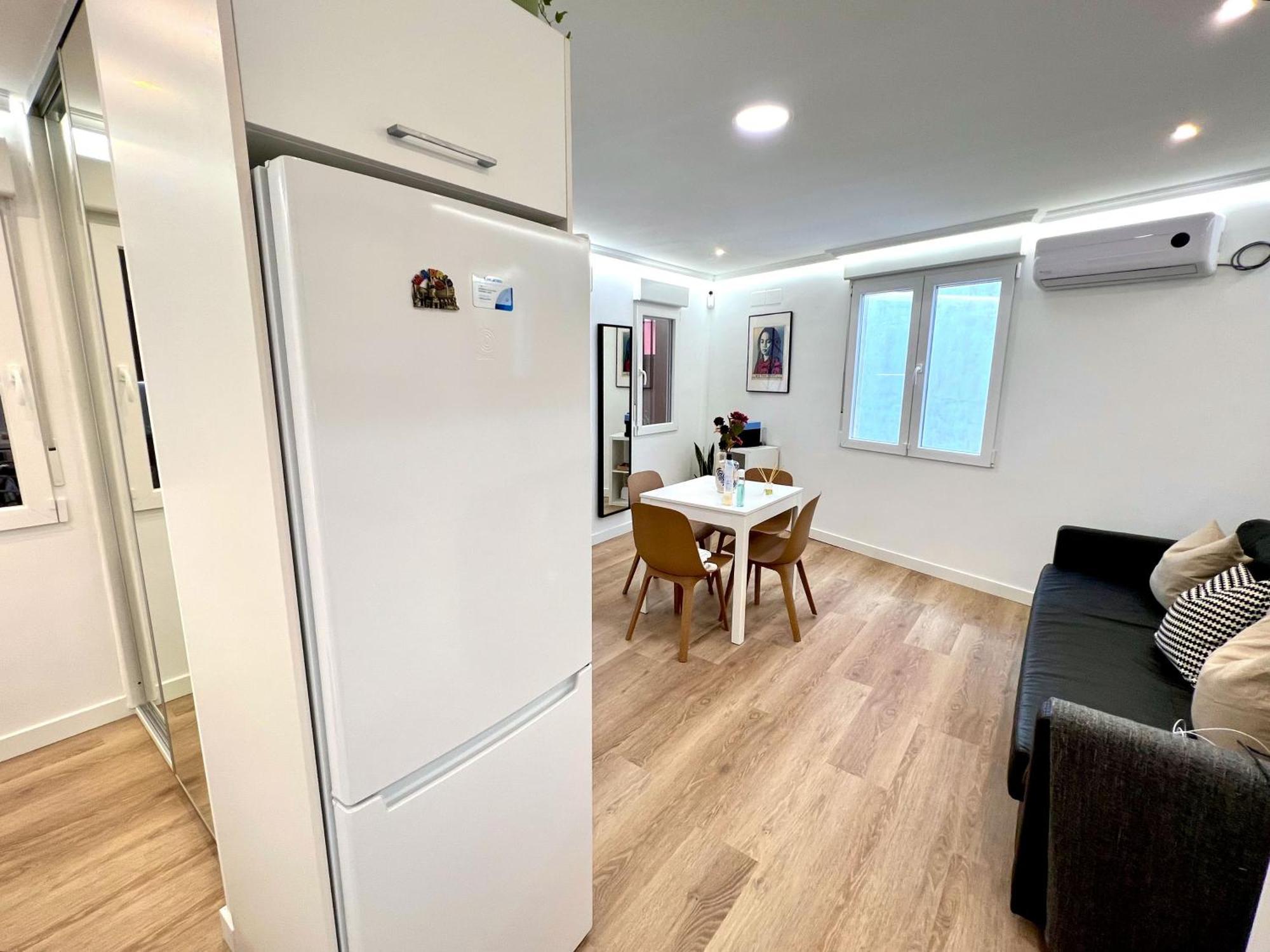 Apartment In The Heart Of Madrid-Piso En Malasana ภายนอก รูปภาพ