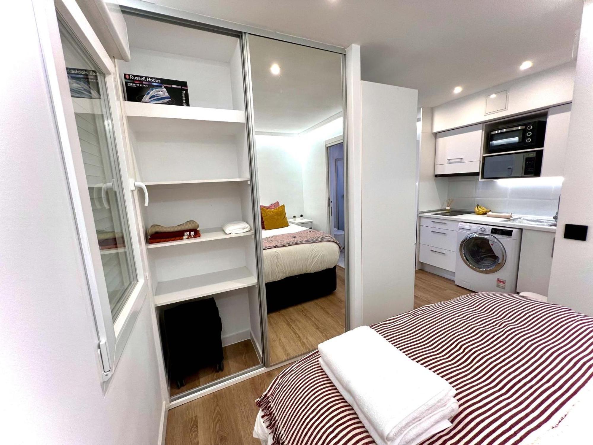 Apartment In The Heart Of Madrid-Piso En Malasana ภายนอก รูปภาพ